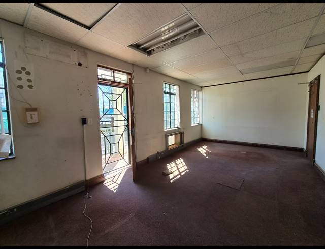 642M² WAREHOUSE TO LET IN RANDJESPARK